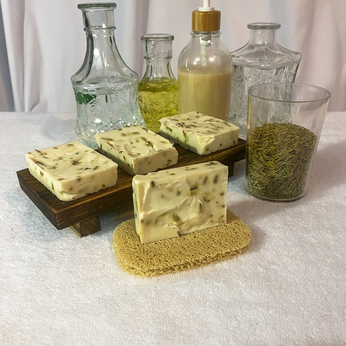 Rosemary Soap 🌿 - PurBalm.com